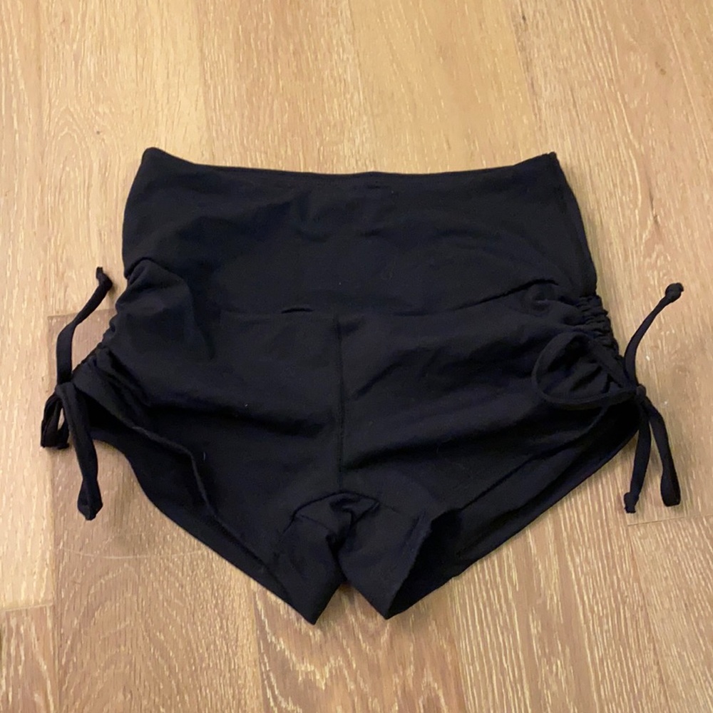 Ryderwear scrunch booty shorts